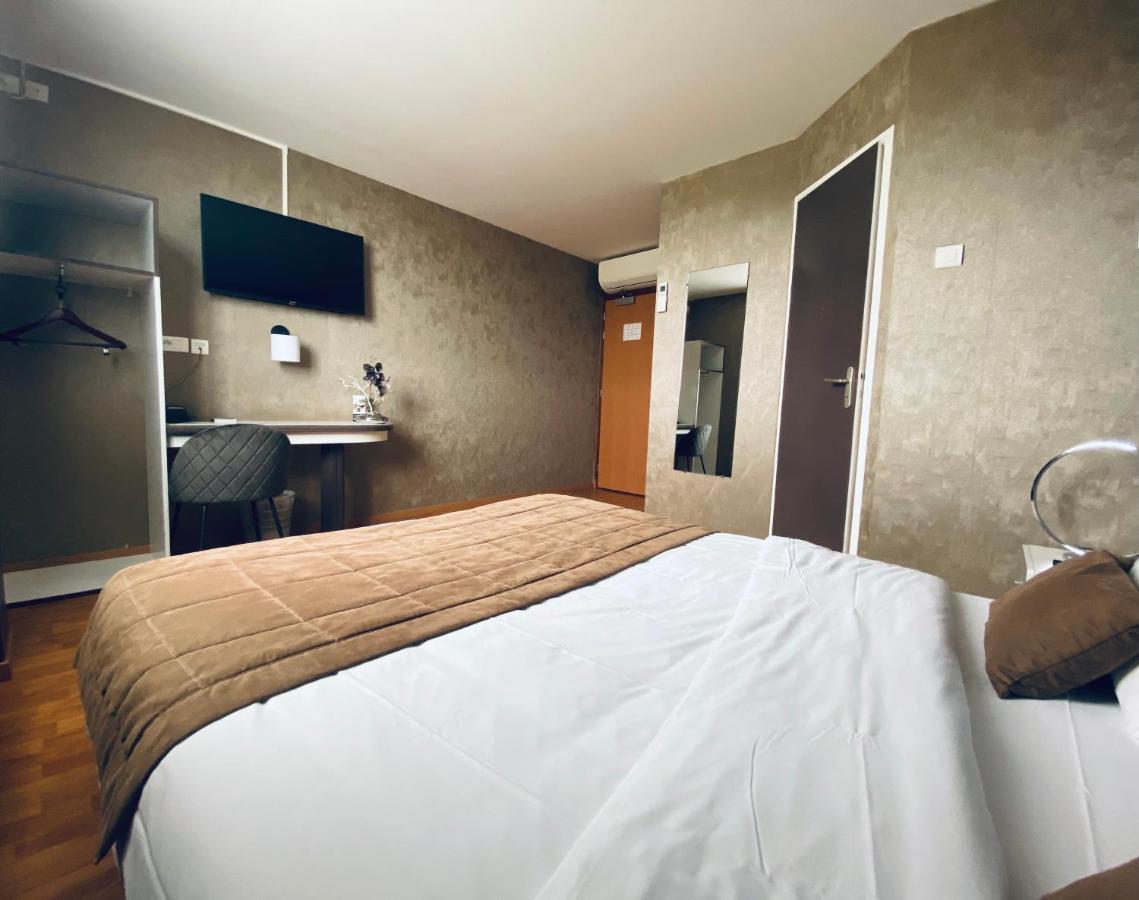 Hotel Air-Lane Saint-Léger-sous-Brienne Esterno foto